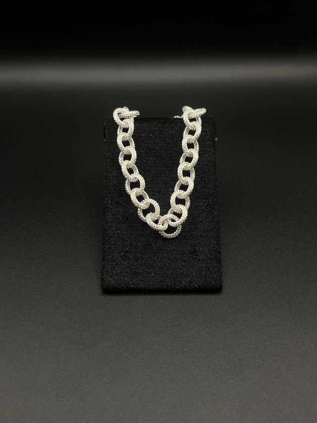 Pulseira elos grandes cravejados