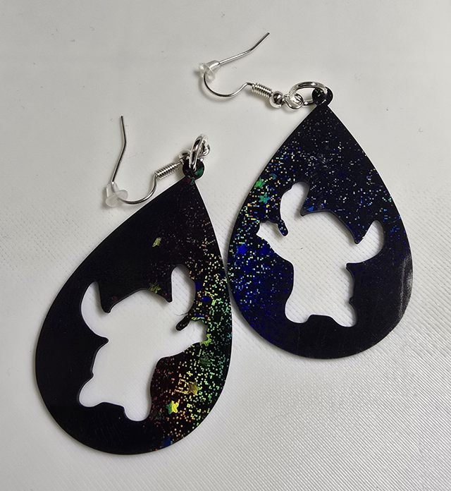 Boucles d'oreilles Stitch noir