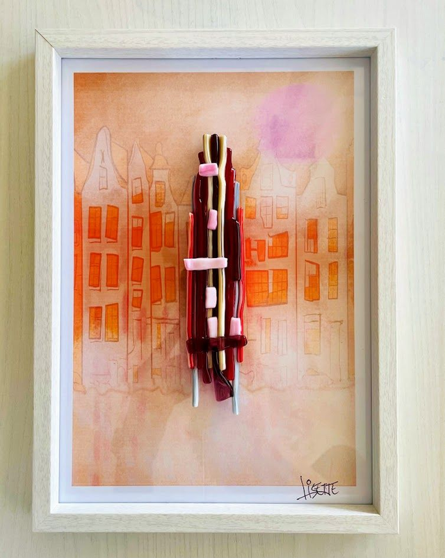 Grachtenpand Sculptuur op fresco - oranje