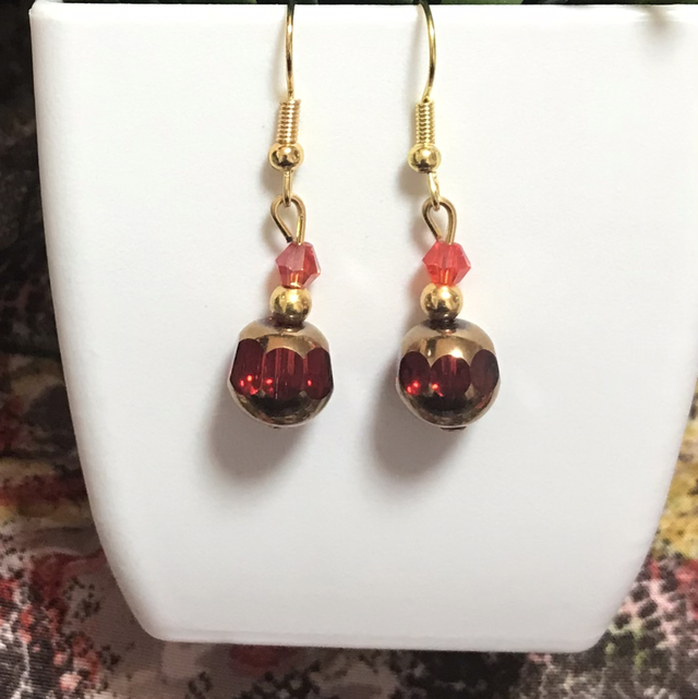 Red Dangling Earrings-RDE09
