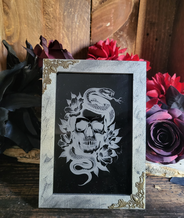 Cadre "Aura Floréale" Gravure sur acrylique noire