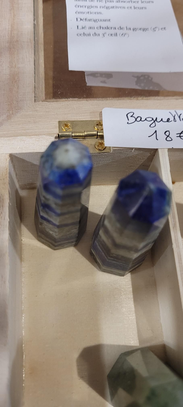 Lapis-lazuli baguette