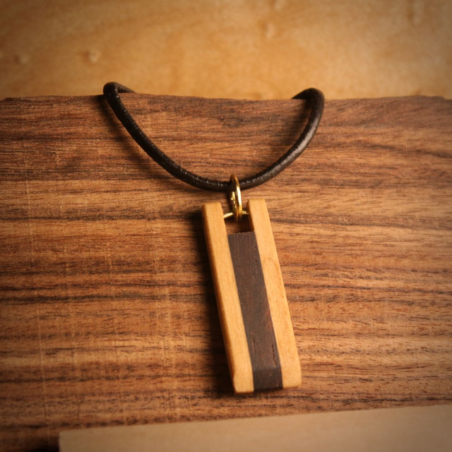 Pendentif rectangle 3 bandes verticales