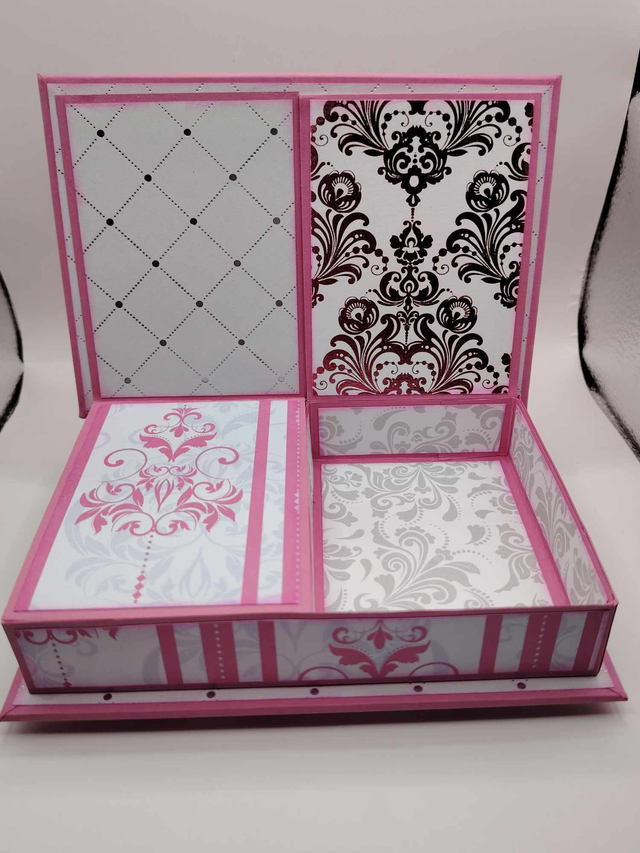 Boîte magique thème "Rose"