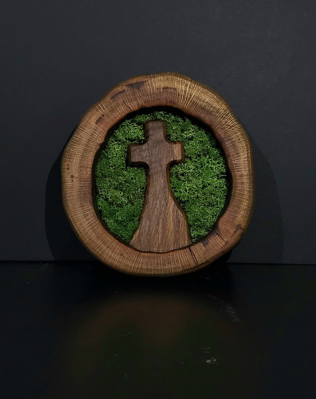 Oval Moss and Wood Cross Decoration