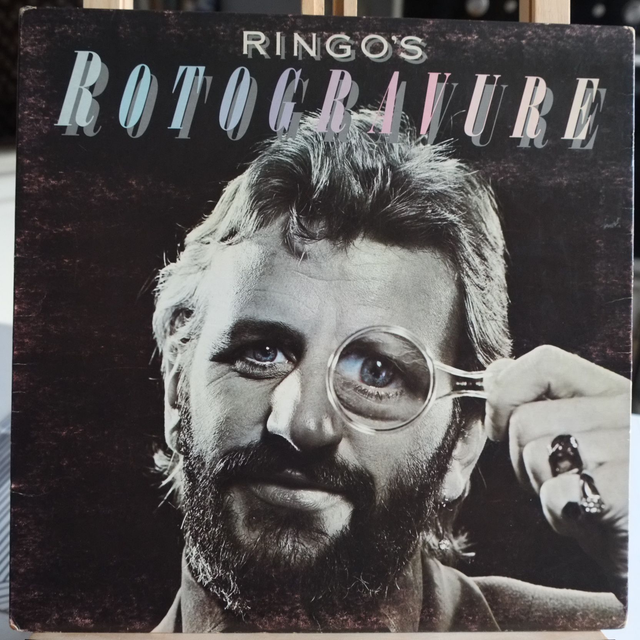 RINGO STARR -Ringo's rotogravure