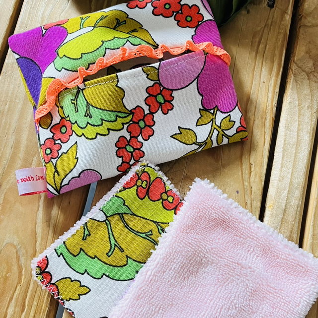 Assortiment pochette & lingettes démaquillantes lavables