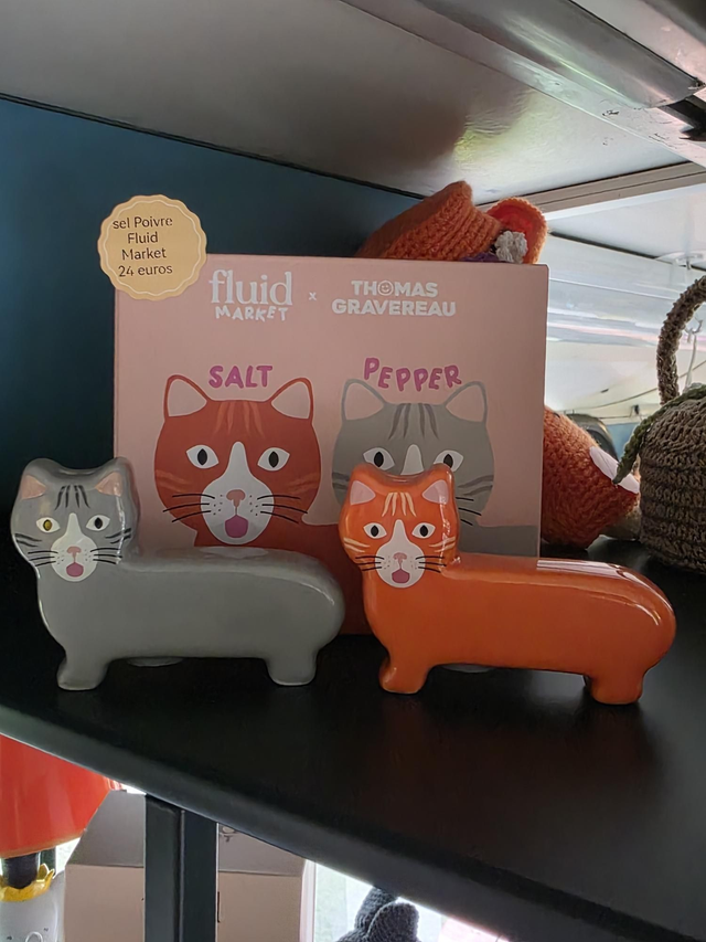 Sel poivre Chats Fluid Market