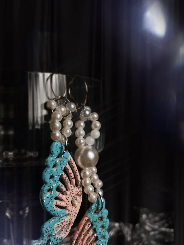 Boucles Asymétriques - Martin(e)