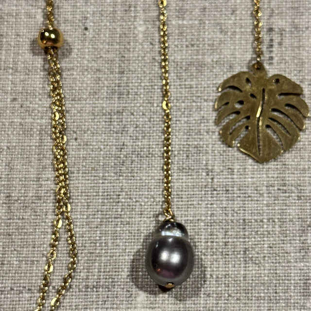 Collier de dos Pona