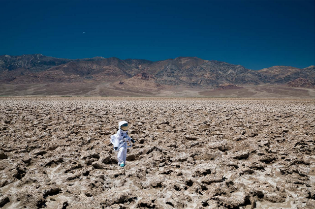 Devil's Golf Court   90x60