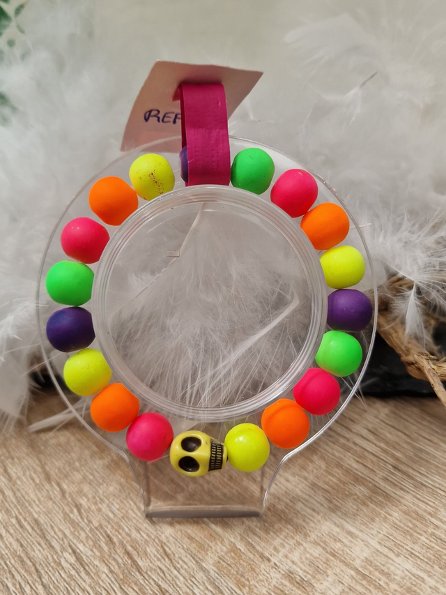 Bracelet Elastique Perles Multicolore Tête De Mort