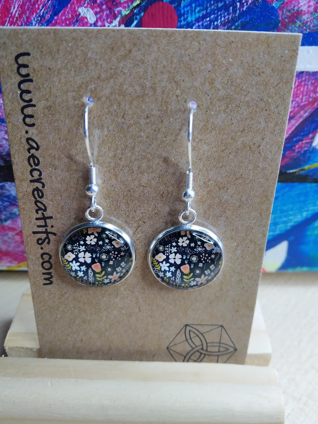 Boucles d&#039;oreilles cabochons liberty 