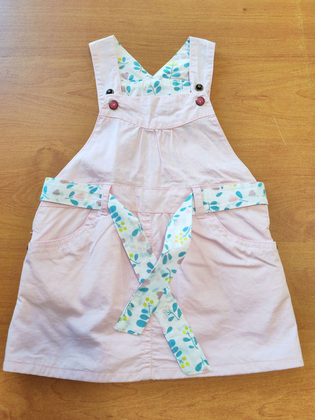 Robe rose + ceinture en 9 mois