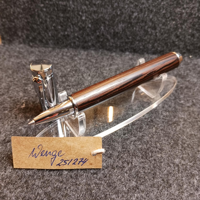 25/274 Füllfederhalter Wenge