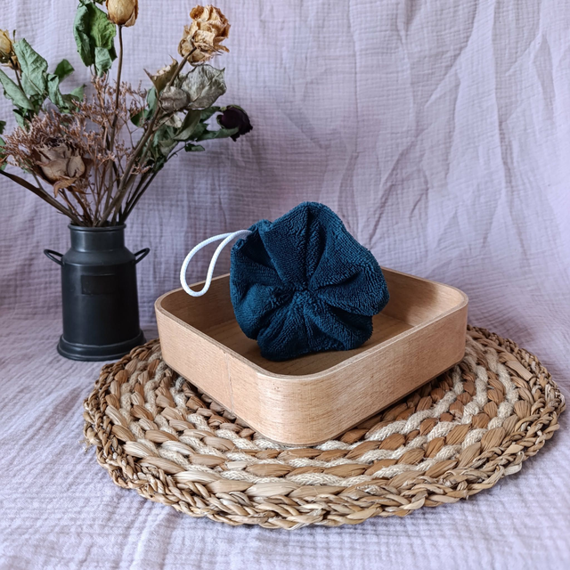 Fleur de Douche Bleu Pétrole