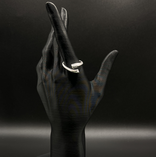 Anel regulável rígido 