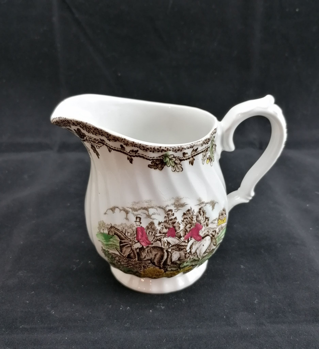 Myott | Melkkan Roomkan (diameter 8,5 | lengte schenktuit tot greep 13 | hoogte 11 cm) geschulpt meerkleurig &#039;Coaching Life&#039; decor | Vintage