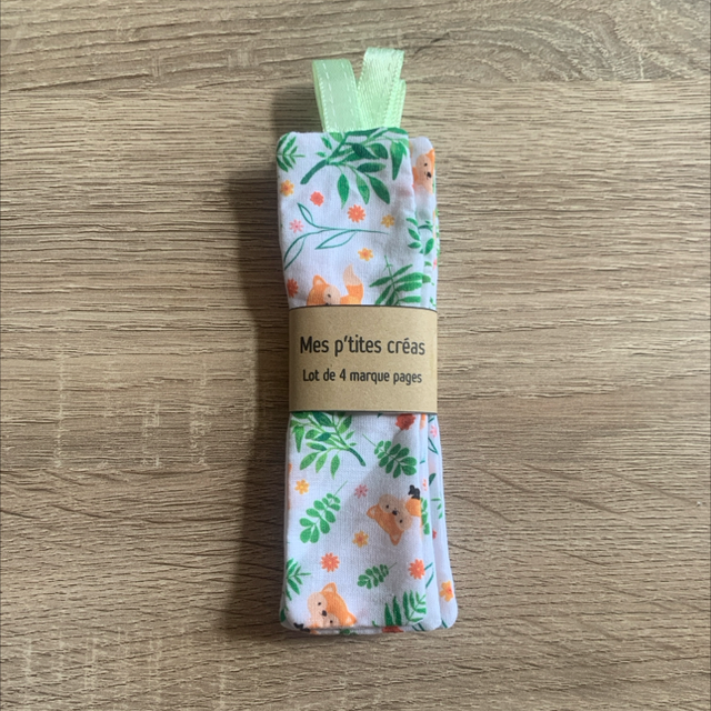 Lot de 4 marque pages en tissu