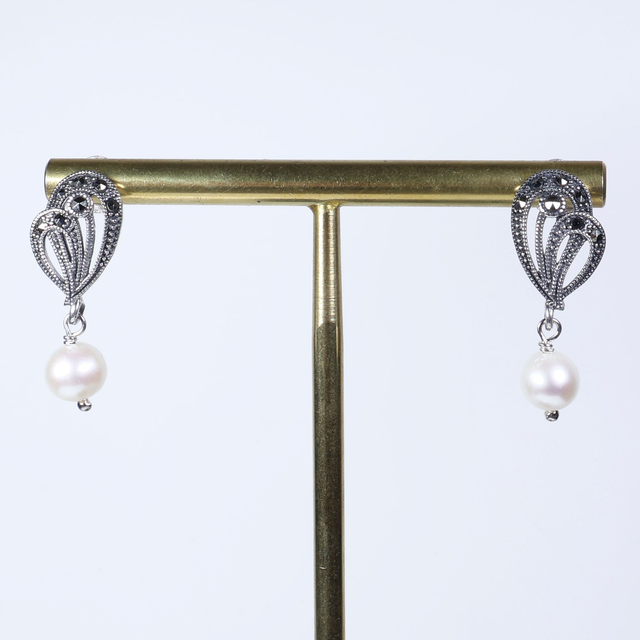 Pair of Elegant Sterling Silver 925 Art Deco Style Cream Coloured Fresh Water Pearl Marcasite Gemstone Ribbon Design Drop Dangle Earrings