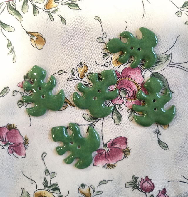 Bouton feuille de Monstera 