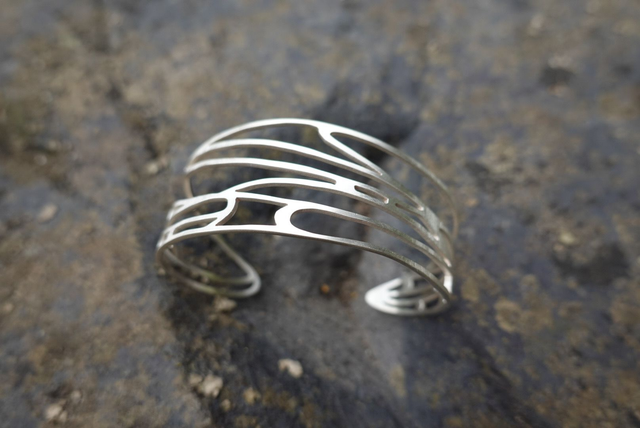 Korennonsiipi-rannekoru