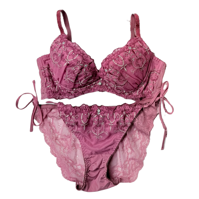 The Plum Princess Japanese Bra + Underwear Set UK 32B 