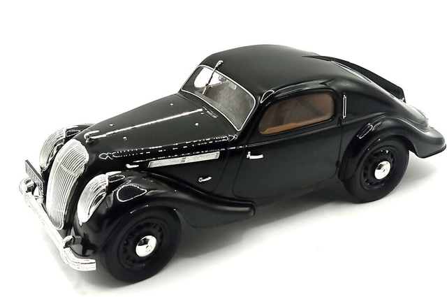 Skoda Popular Monte Carlo 1:18 iScale