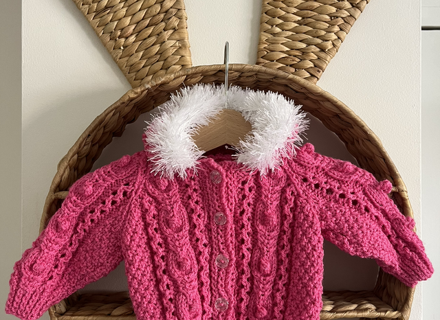 Fluffy hooded cardigan 