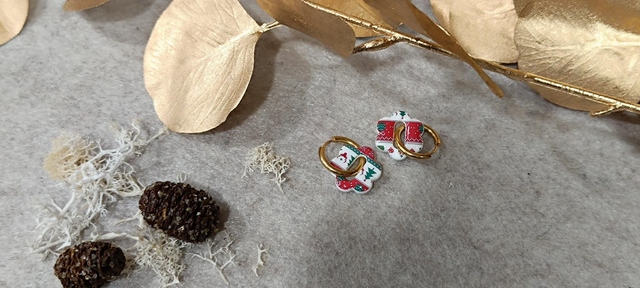 Flora - Pull de Noël