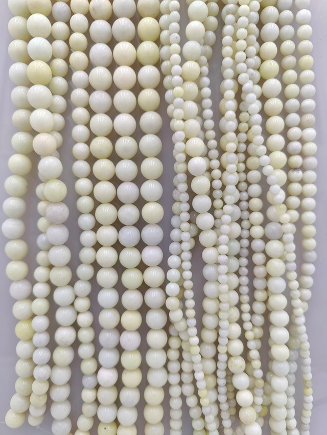 Jade ivoire - Perles polies