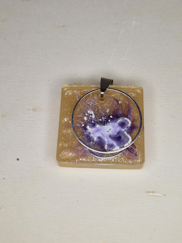 Orgonite, pendentif / 027