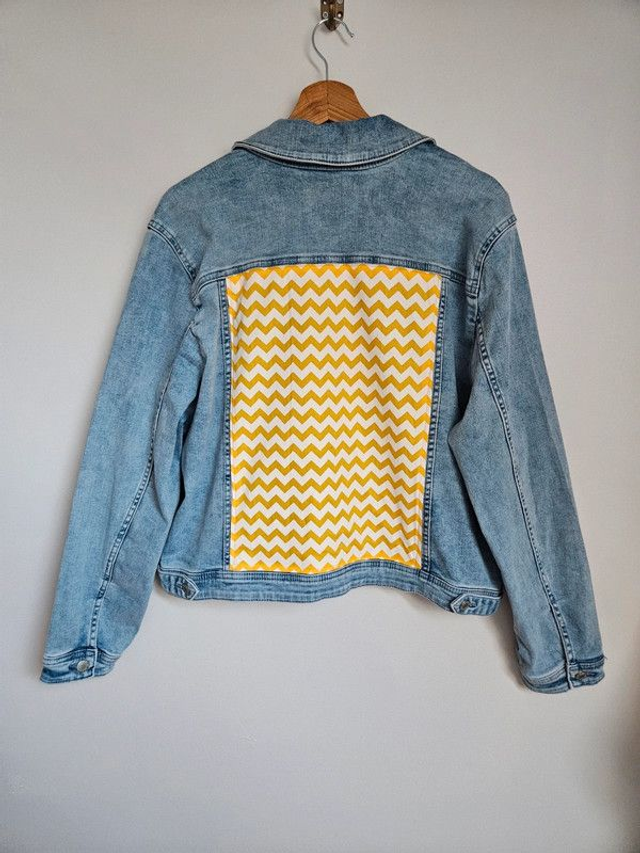 Veste en jean customisée Chevrons jaune