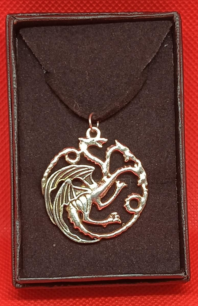 Tibetan Silver Game Of Thrones Dragon Pendant Necklace.