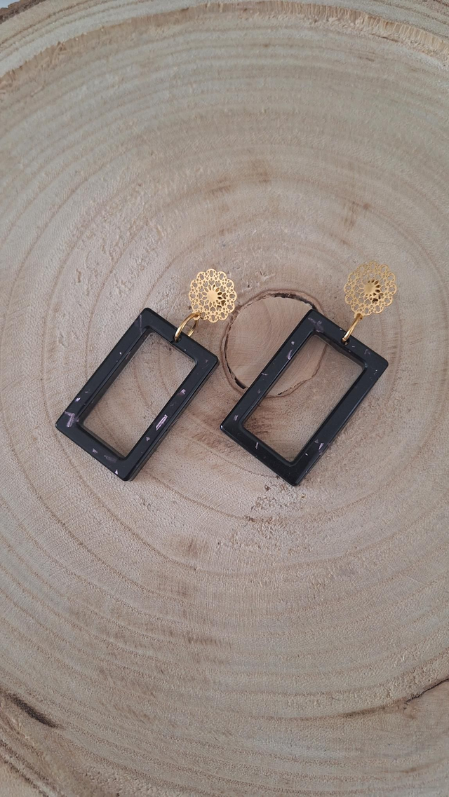 Boucles d&#039;oreilles rectangles noir/feuille rose 