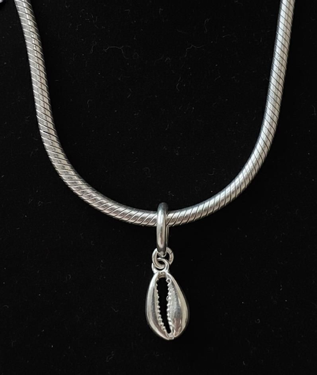 Berloque prata buzios