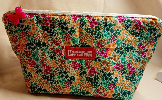 Trousse de toilette grand format