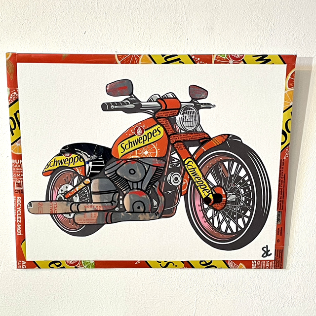 Tableau Moto réalisé avec des canettes recyclées 