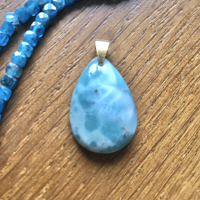 Pendentif Larimar AA