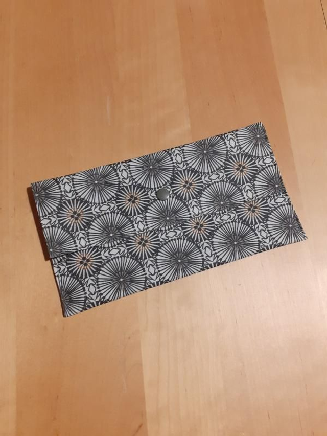 Pochette à masques en toile enduite 3