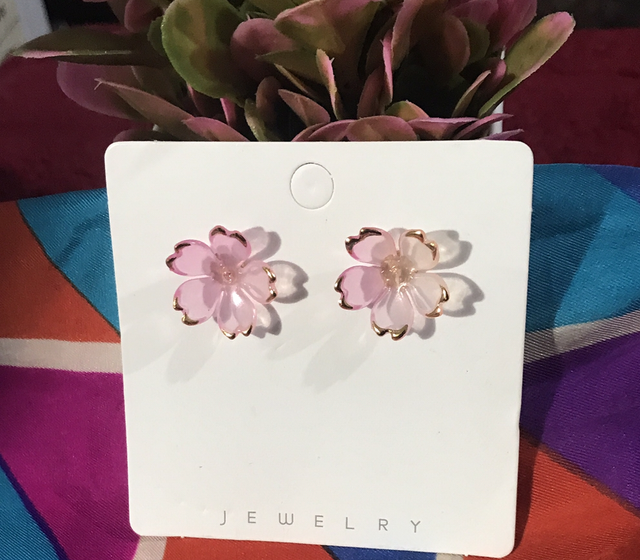 Light Pink Stud Earrings- STU43
