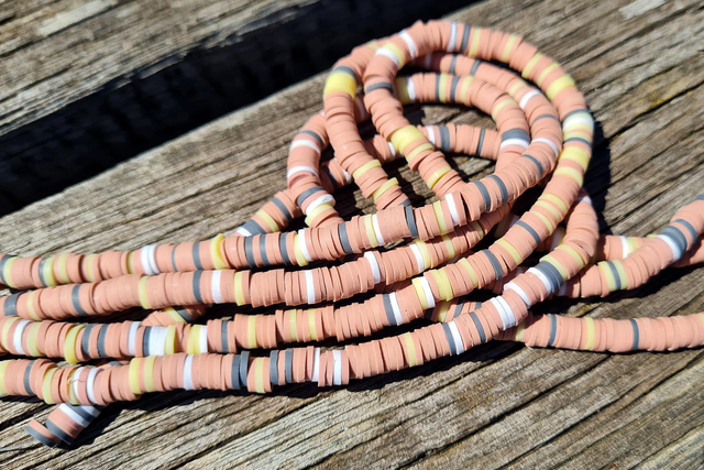 Perles heishi en perles polymère (Fimo) 6mm mix4 beige/gris