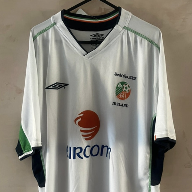 Republic of Ireland Away Shirt 2002