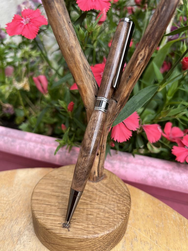 Stylo dandy Noyer Turc Français