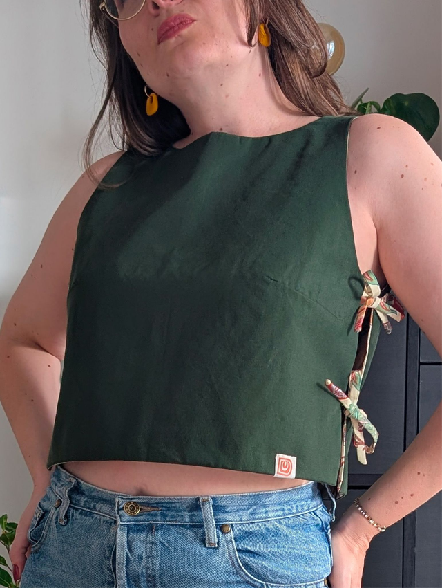 Top Joséphine vert forêt/fleurs indienne