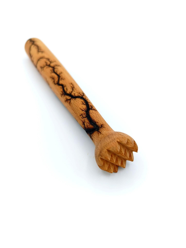 Pilon à agrumes en hêtre 