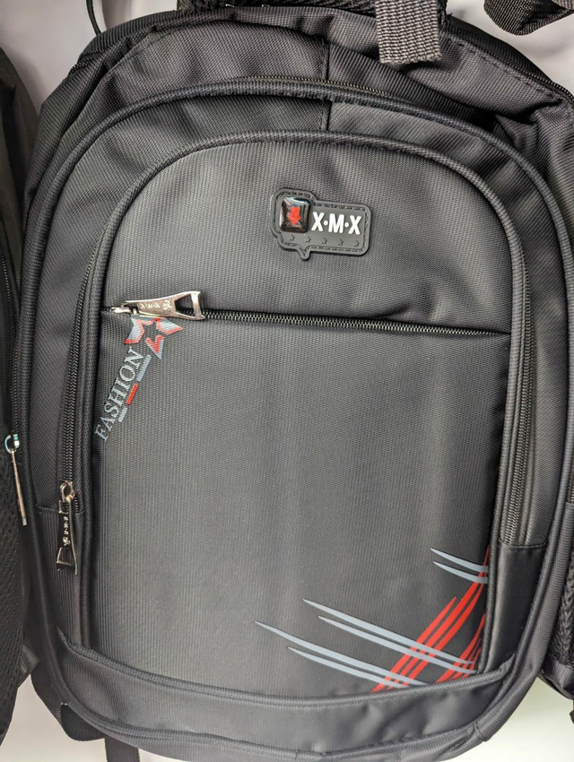 Backpack  
45X30X15cm. 
