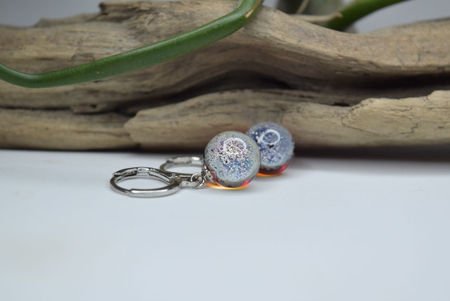 CRÉOLES MINI GALAXIE ROUGE MONTURE ARGENT (CGA7)