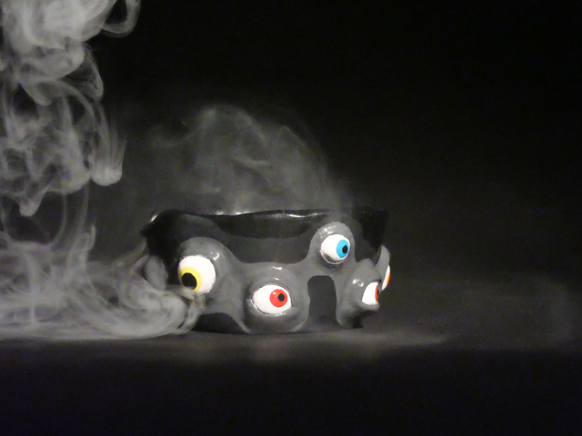 Cendrier "All eyes on me" Scrute