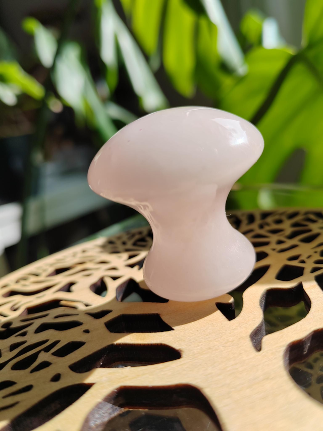 champignon de massage - Quartz rose 